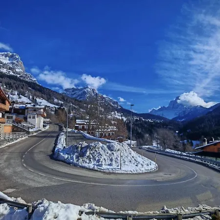 Lägenhet Selva Loft Selva di Cadore